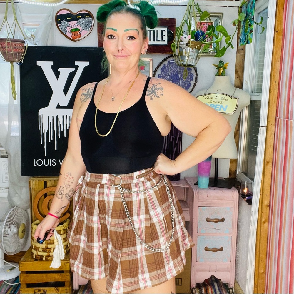 Forever 21 punk Brown Plaid Skirt with Chain Accent Size Small